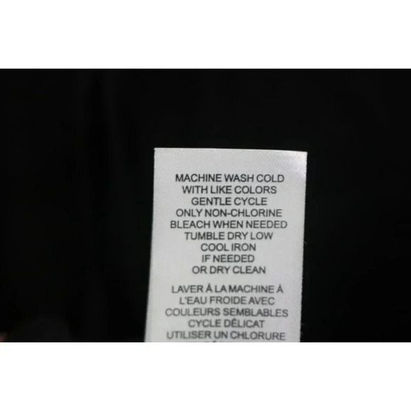 Tahari Women's Black Silky Blouse-Size 1X-New w/Tags - Picture 5 of 7